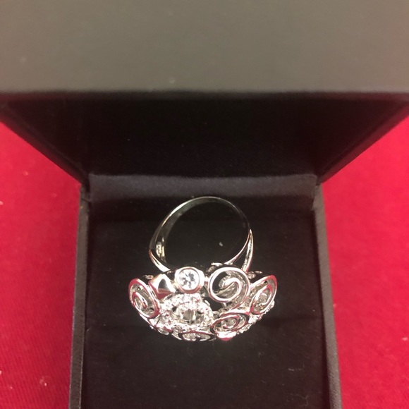 Sterling silver swirl ring size 6 - Picture 4 of 4
